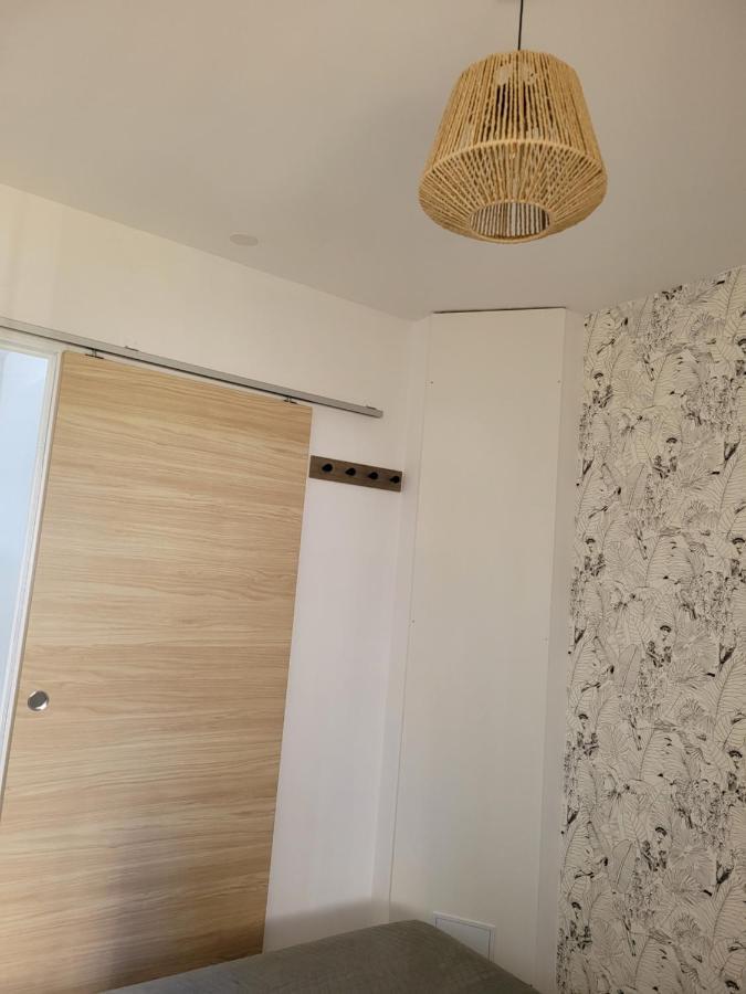 Tahiti Beach, T2 A La Mer, Piscine, Terrasse Et Parking Frontignan Eksteriør billede