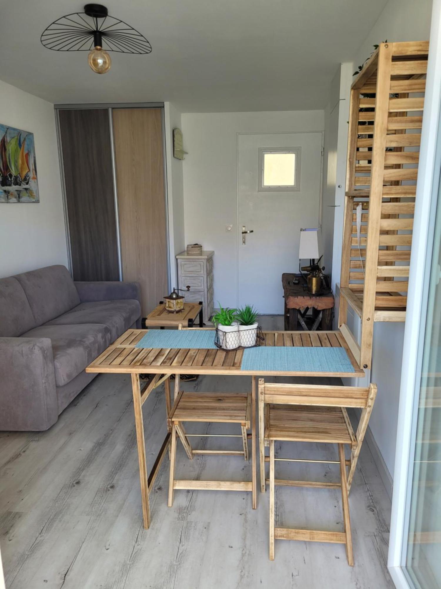 Tahiti Beach, T2 A La Mer, Piscine, Terrasse Et Parking Frontignan Eksteriør billede